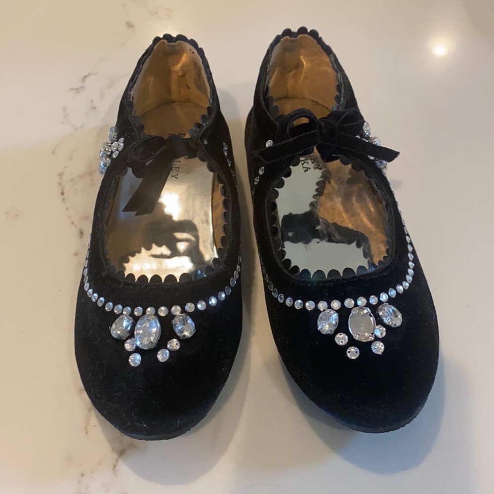 Badgley Mischka velvet ballet flats
